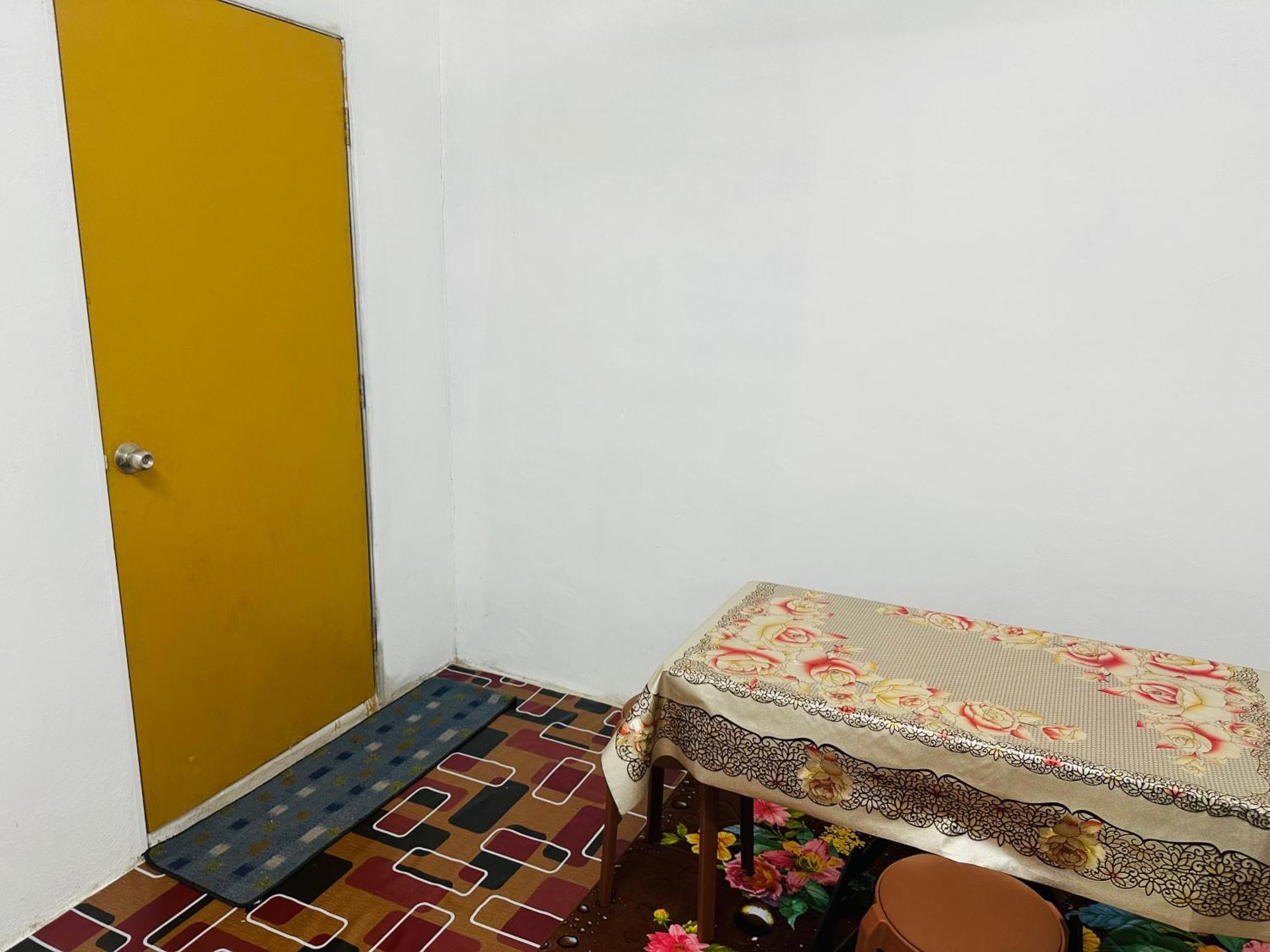 Wann Homestay 80C Kaki Bukit Екстериор снимка